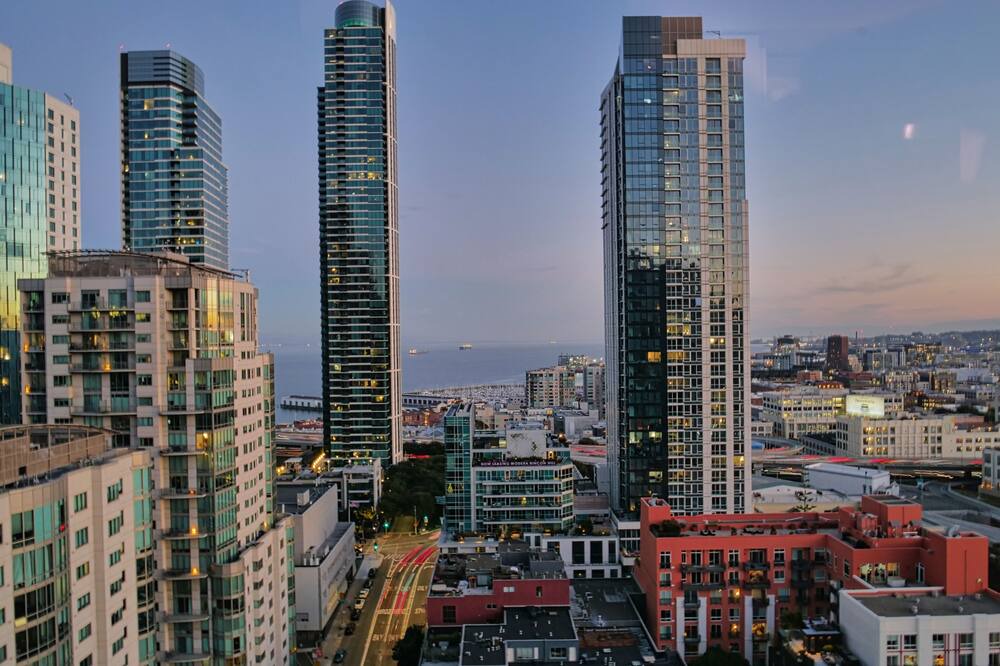Photo of Others in Rincon Hill