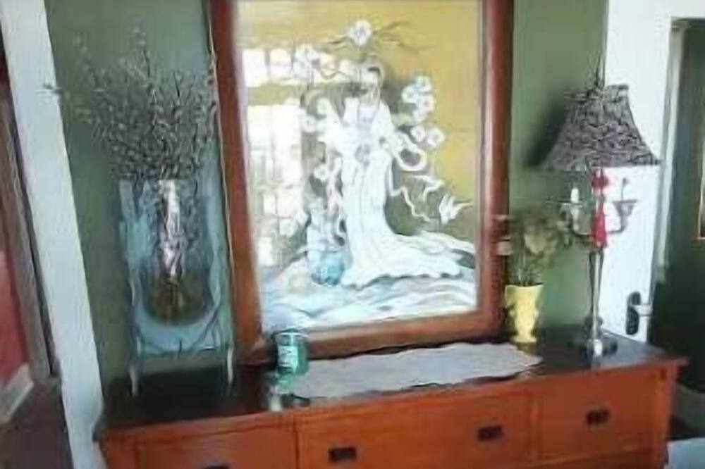 Photo of Bedroom in North Oak Park
