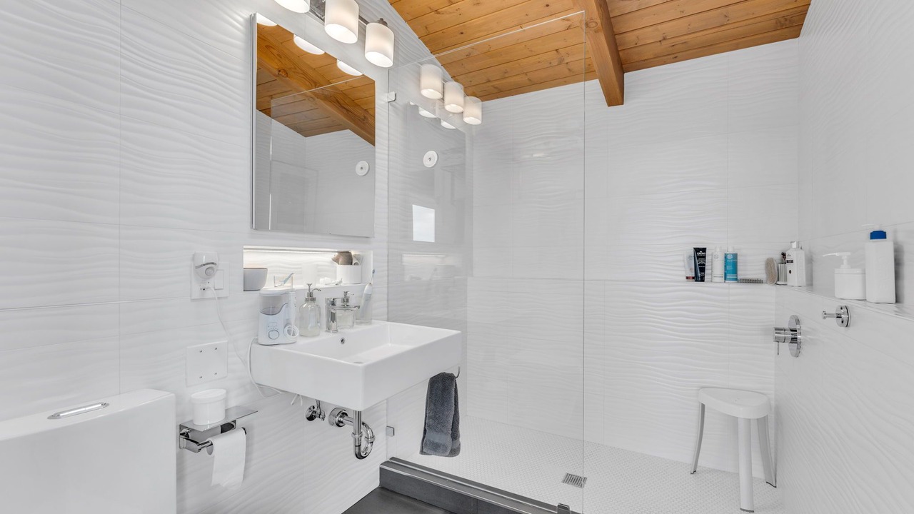 Photo of Bathroom in San Anselmo