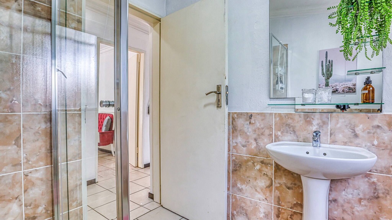 Photo of Bathroom in The Reeds