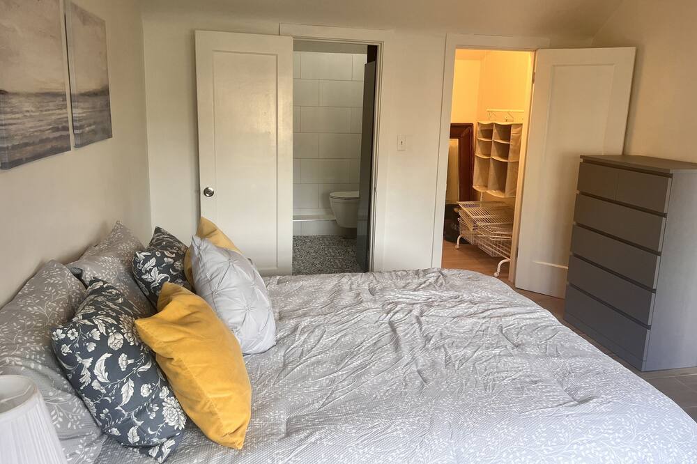 Photo of Bedroom in Belmont