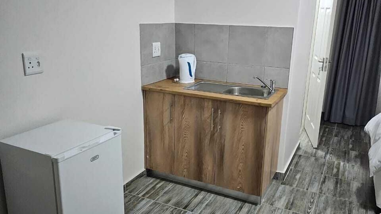 Photo of Bedroom in Mid Illovo