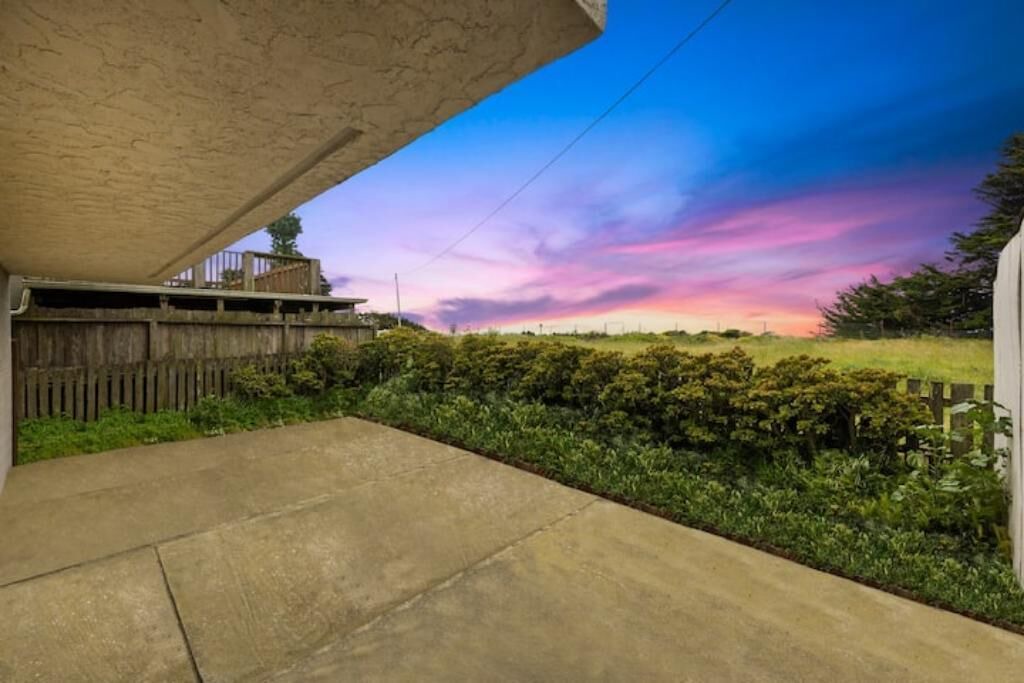 Photo of Outdoor in Westlake