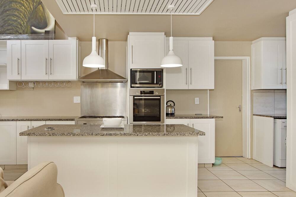 Photo of Kitchen in Calypso Beach