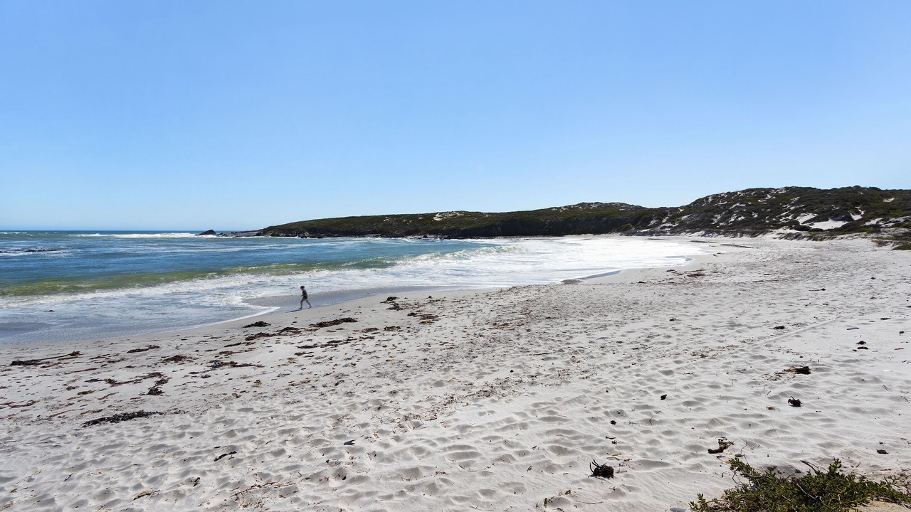 Photo of Others in Grotto Bay