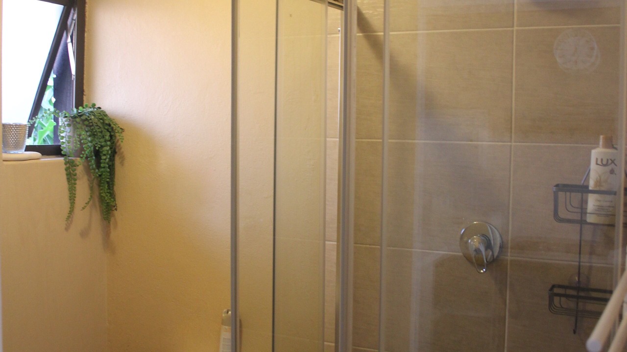 Photo of Bathroom in Greater Johannesburg Metropolitan Area