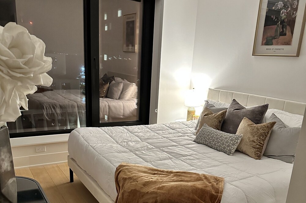Photo of Bedroom in Mission Bay