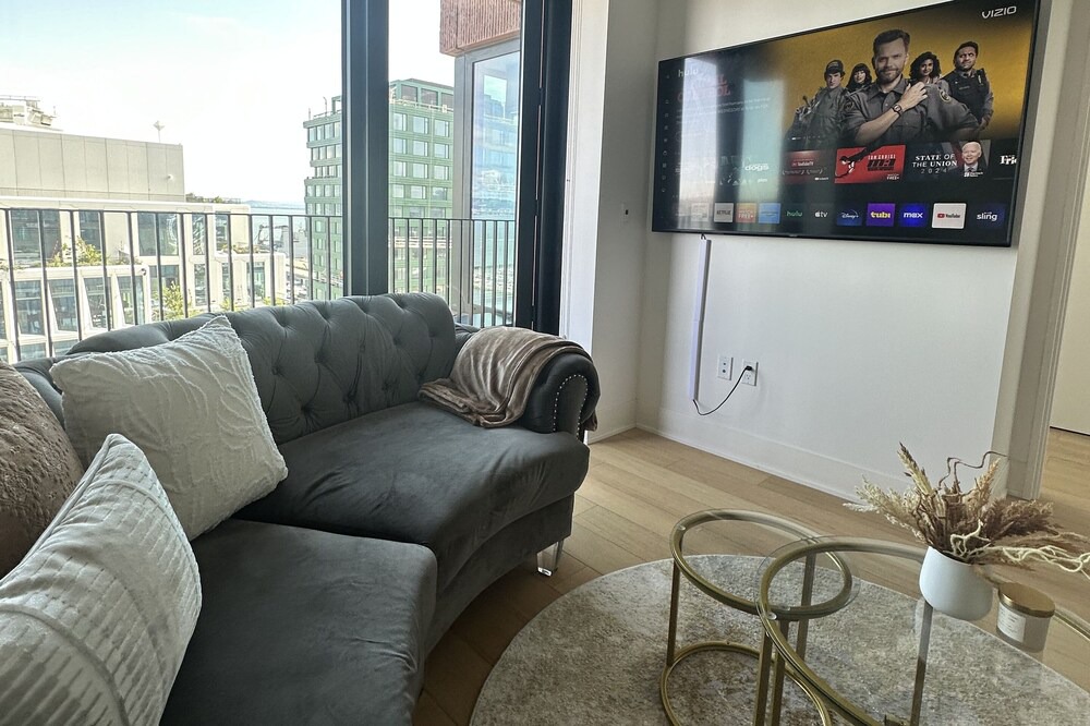 Photo of Livingroom in Mission Bay