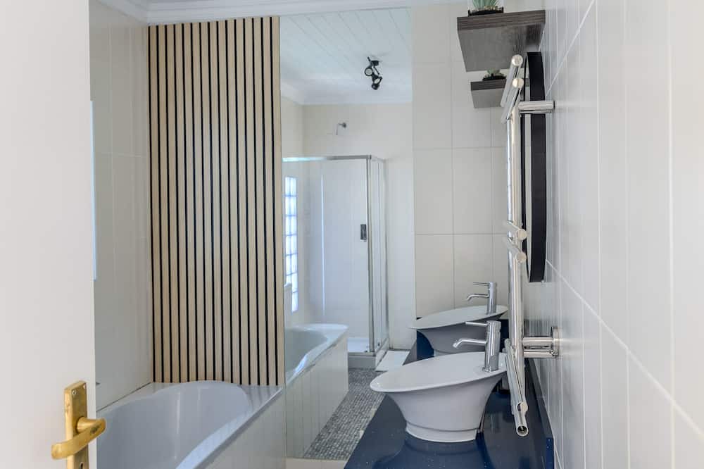 Photo of Bathroom in Northcliff