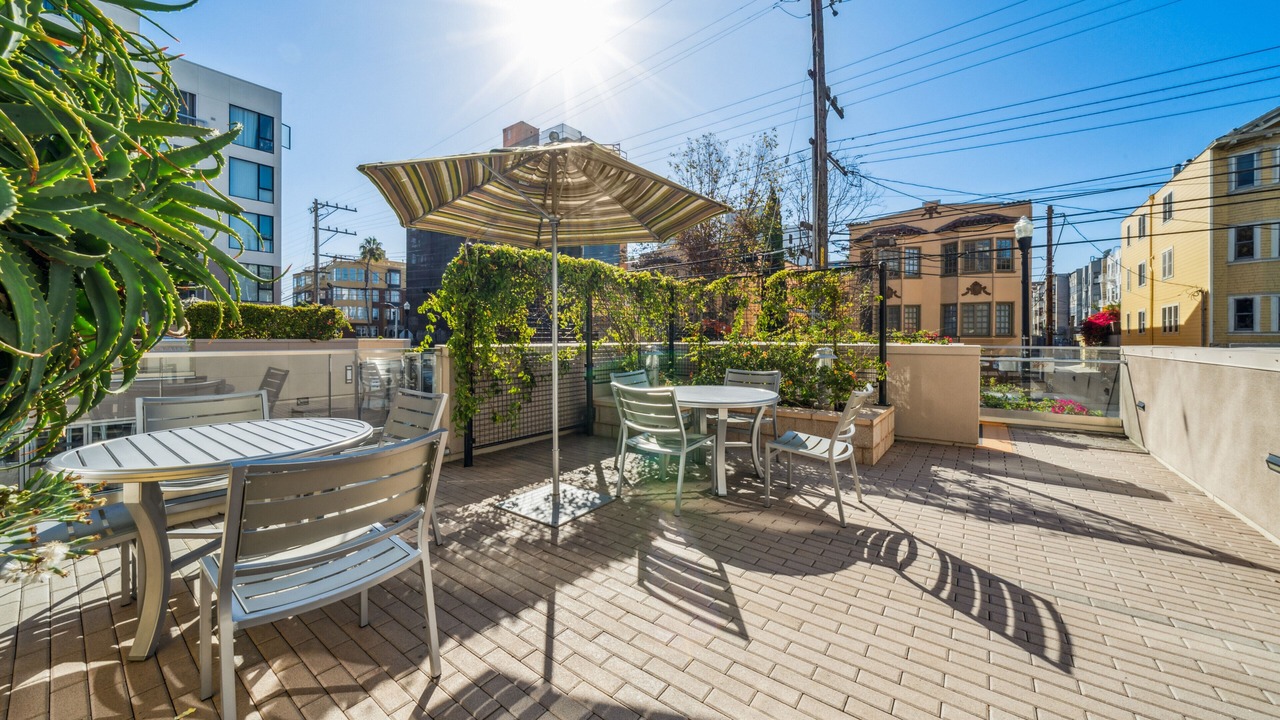 Photo of Outdoor in Inner Mission