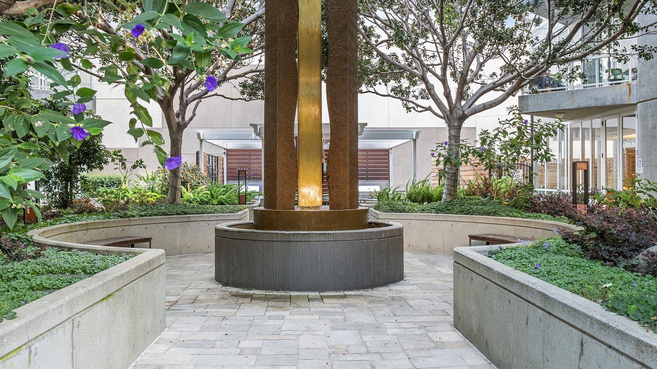 Photo of Outdoor in Rincon Hill