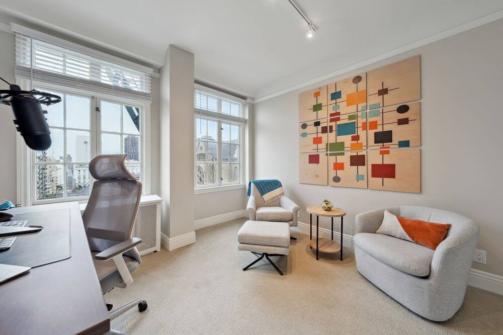 Photo of Livingroom in Nob Hill