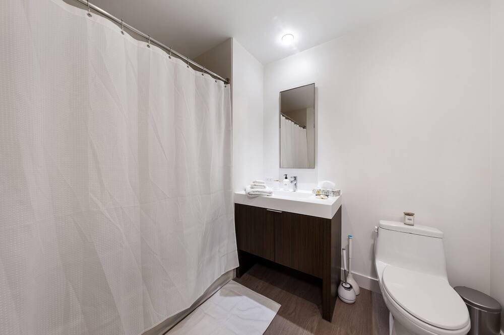 Photo of Bathroom in Downtown San Francisco
