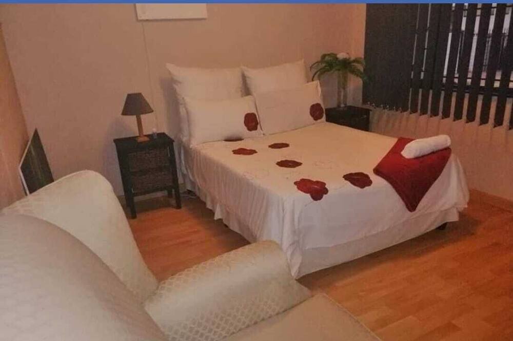 Photo of Bedroom in Greater Johannesburg Metropolitan Area