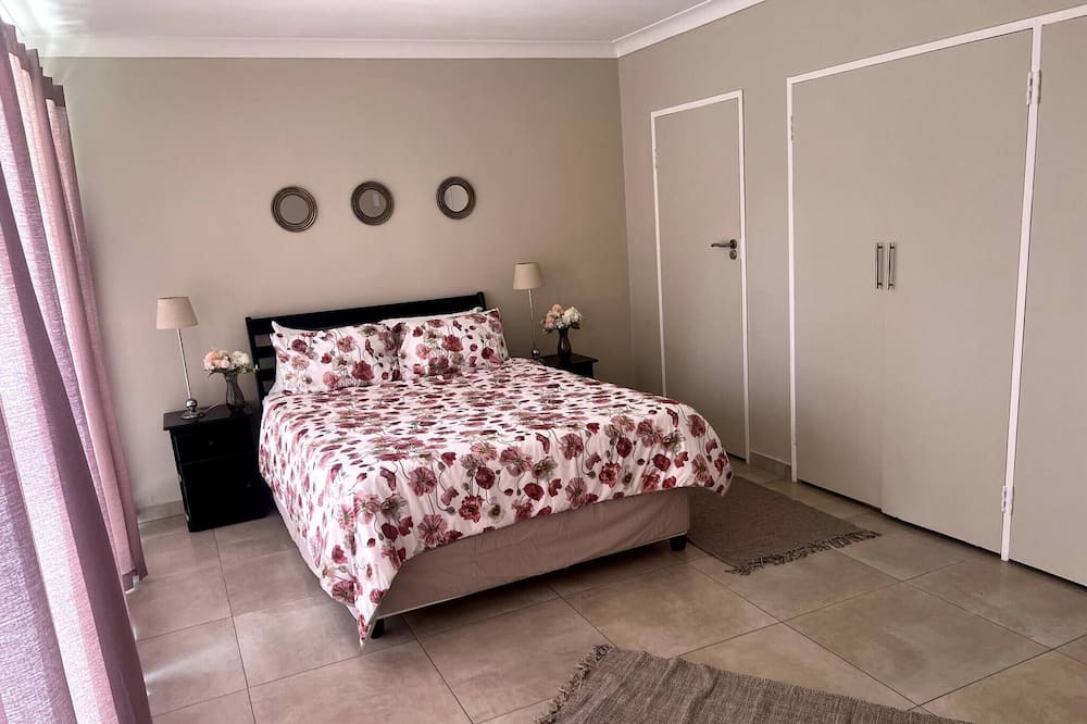 Photo of Bedroom in Three Rivers