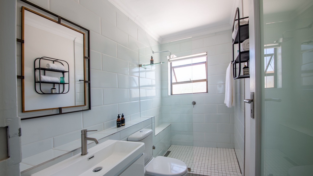Photo of Bathroom in Linkside