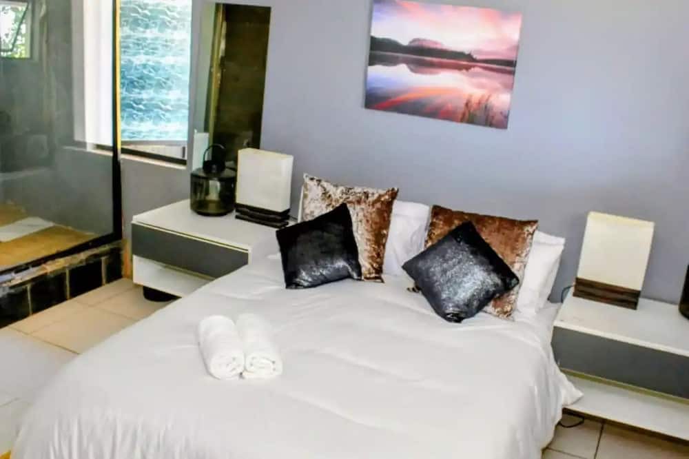 Photo of Bedroom in Hartbeespoort