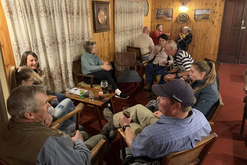 Photo of Others in De Rust