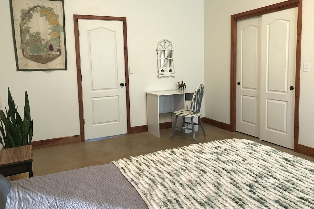 Photo of Bedroom in Middletown