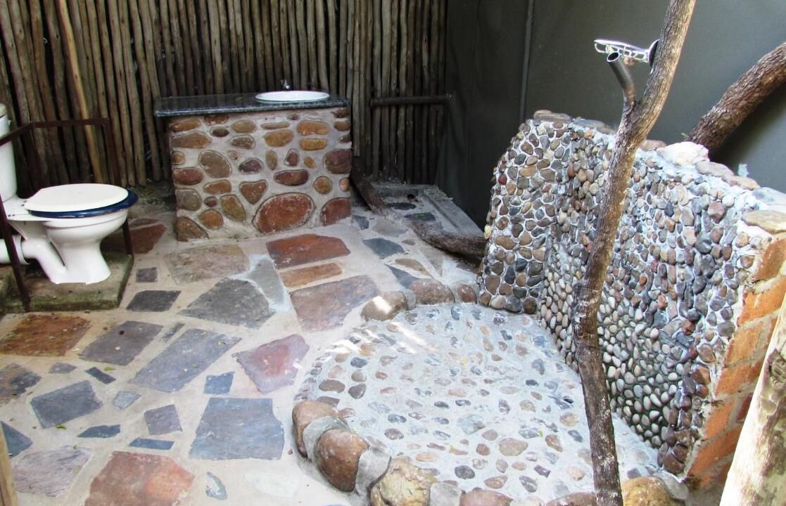 Photo of Bathroom in Thorny Bush Game Reserve