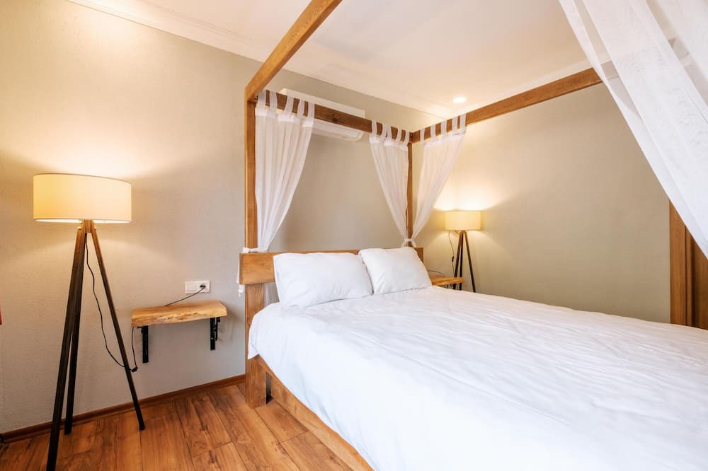 Photo of Bedroom in Altinova