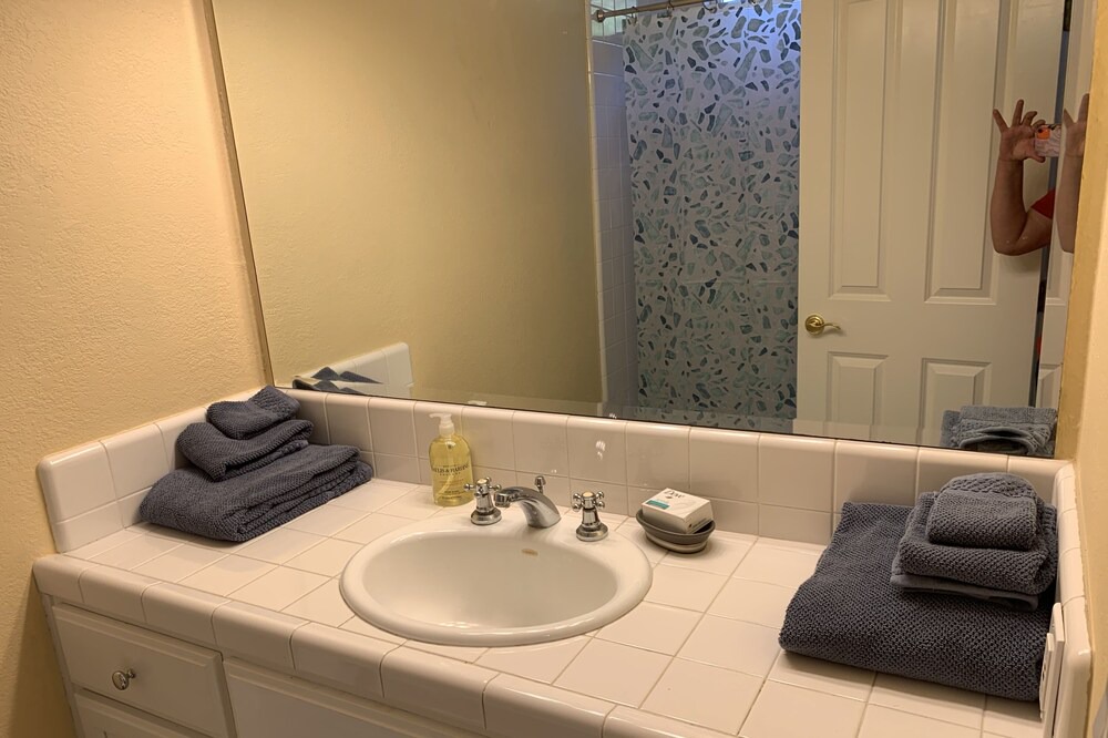 Photo of Bathroom in Lexington Hills