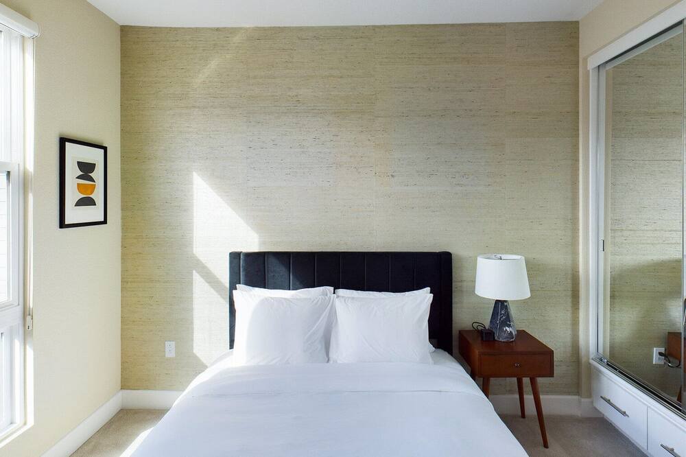 Photo of Bedroom in Hillsdale
