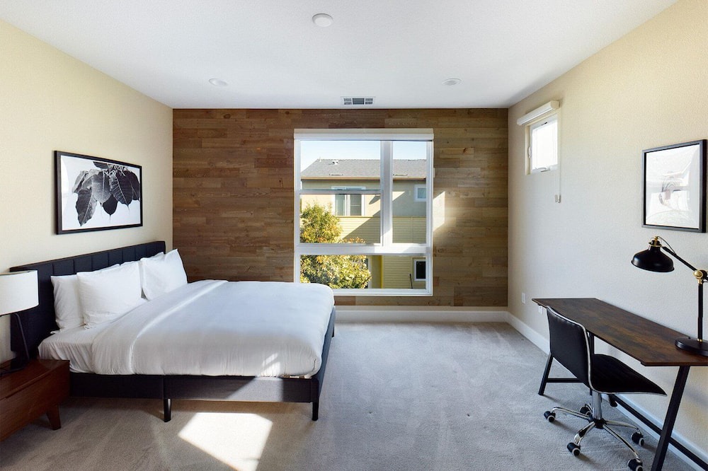 Photo of Bedroom in Hillsdale
