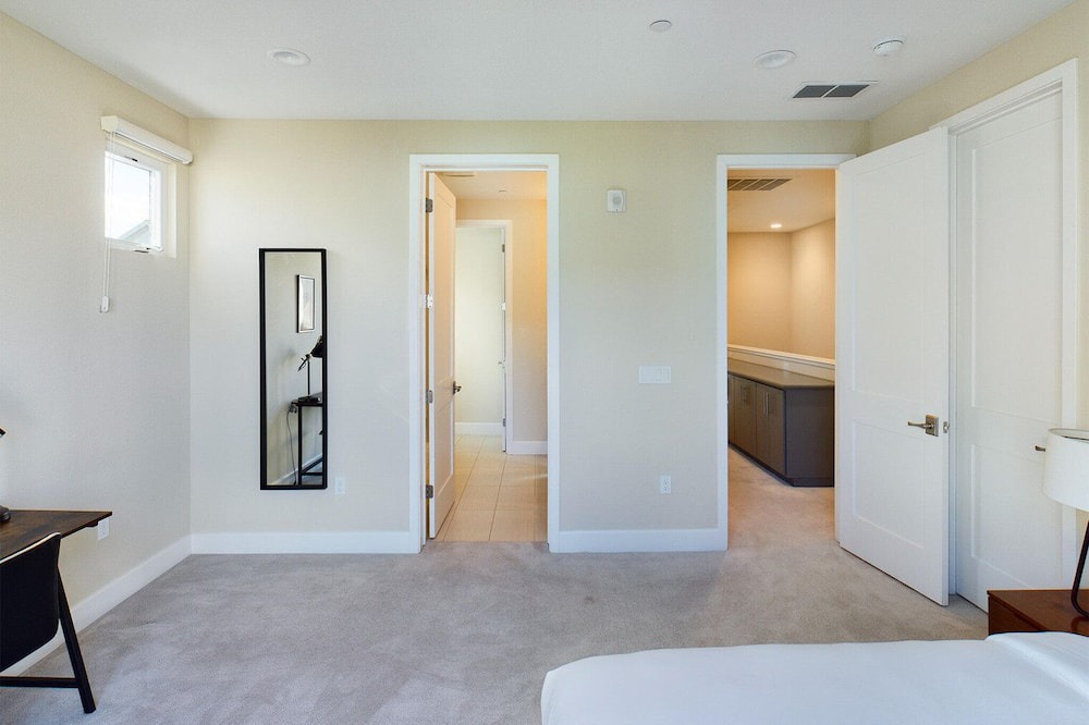 Photo of Bedroom in Hillsdale