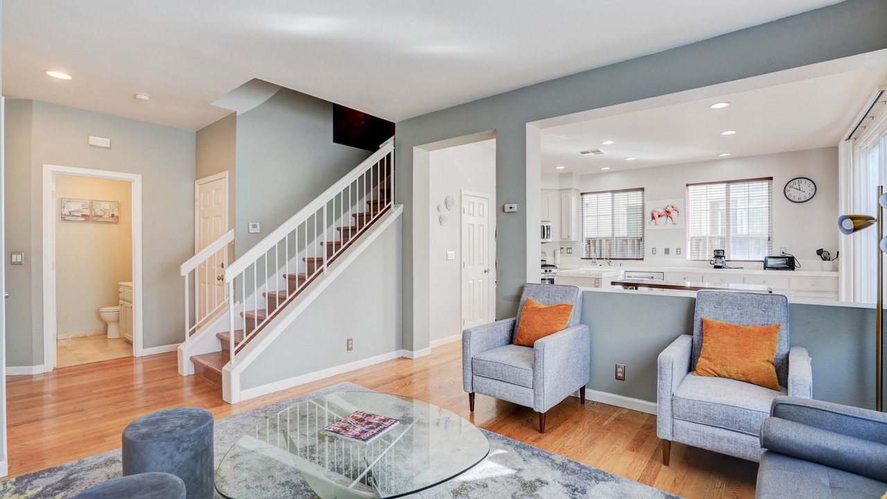Photo of Livingroom in North Stonehurst