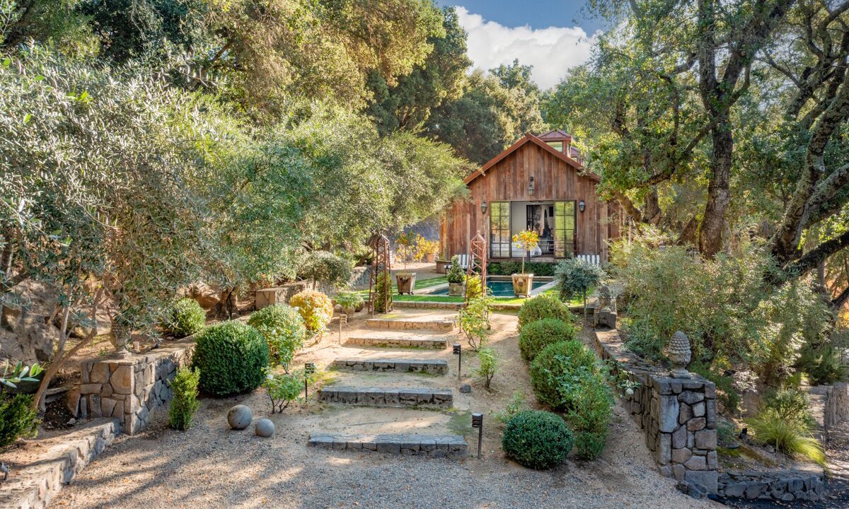 Photo of Outdoor in St. Helena