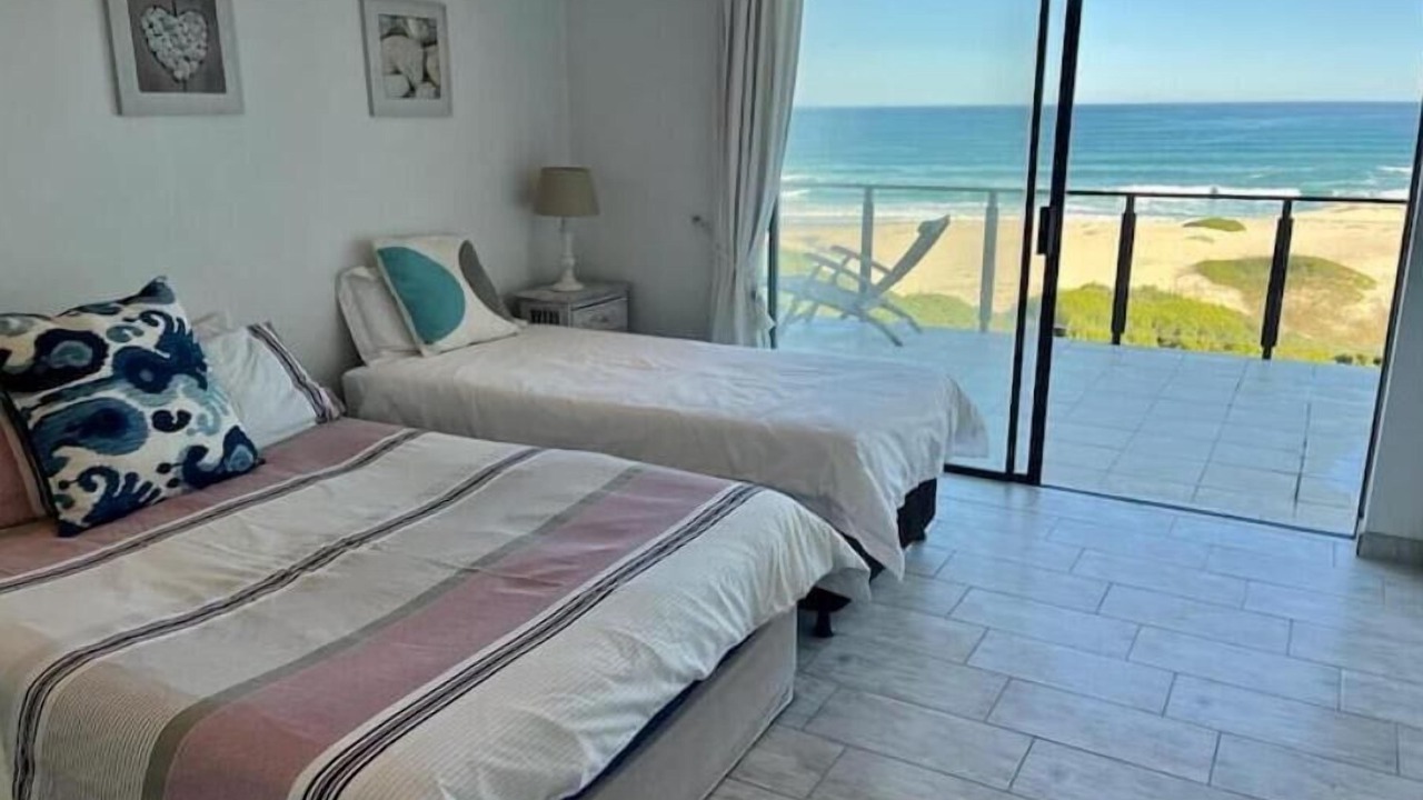 Photo of Bedroom in Oyster Bay