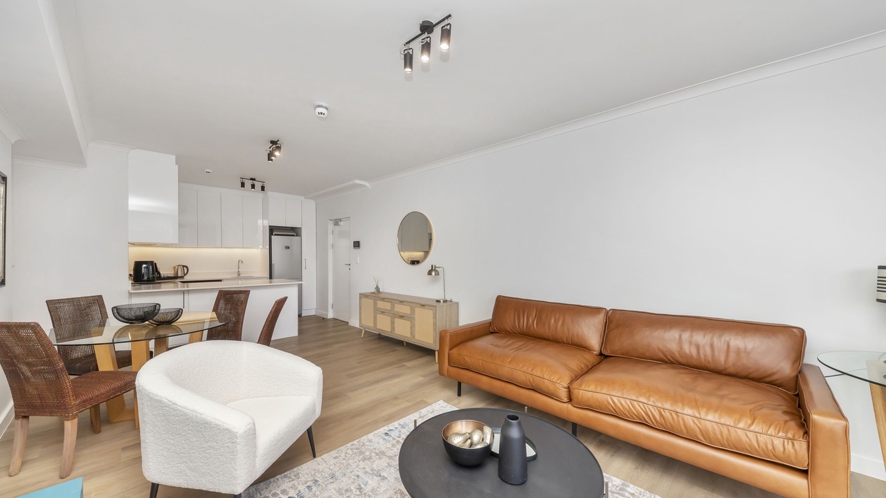 Photo of Livingroom in Claremont