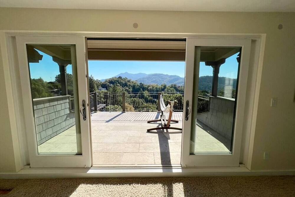 Photo of Patio Balcony in San Anselmo