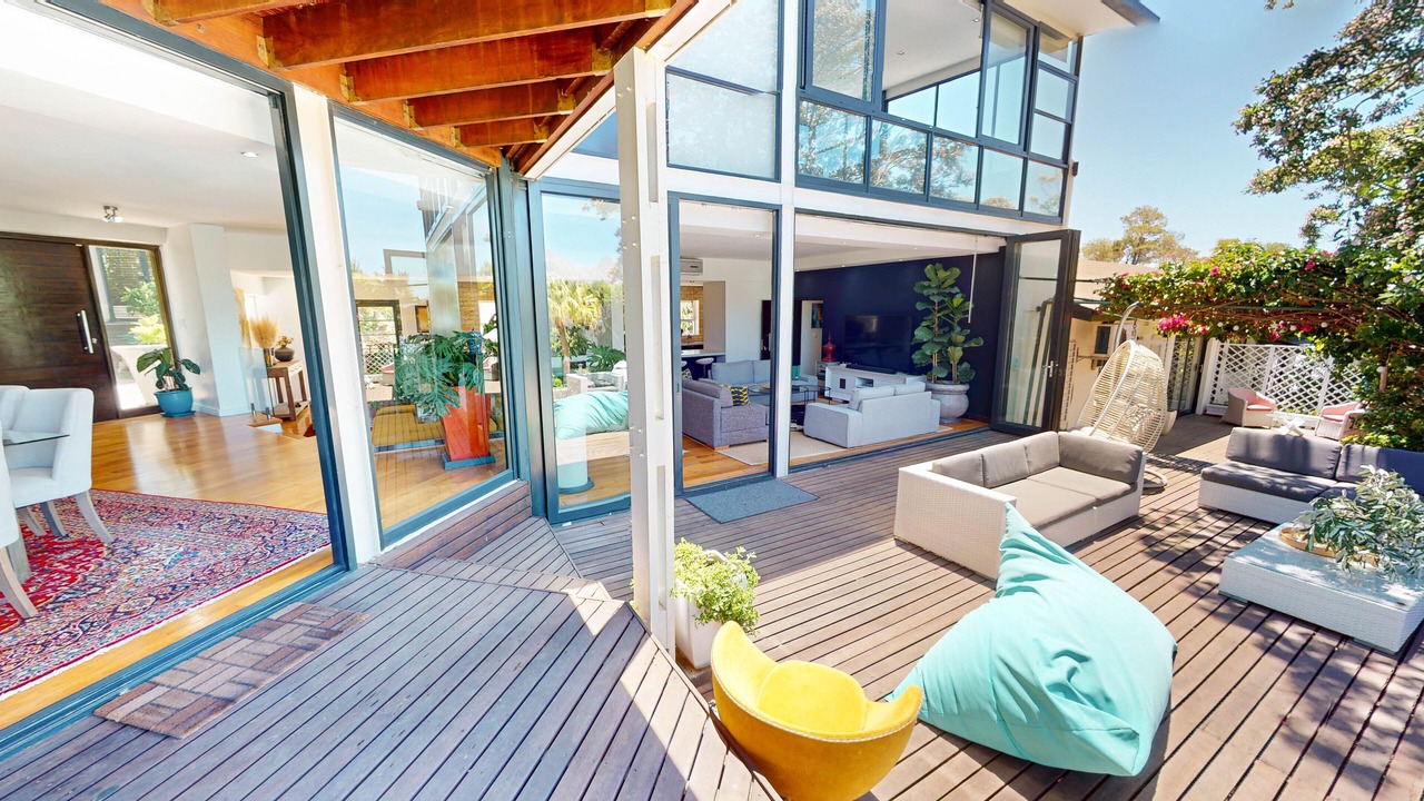 Photo of Patio Balcony in Redhill