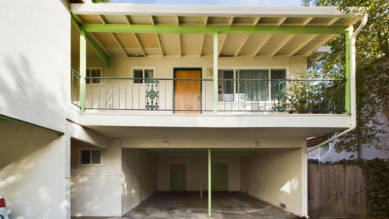 Photo of Outdoor in Shoreline West