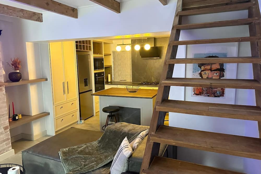Photo of Kitchen in Mowbray