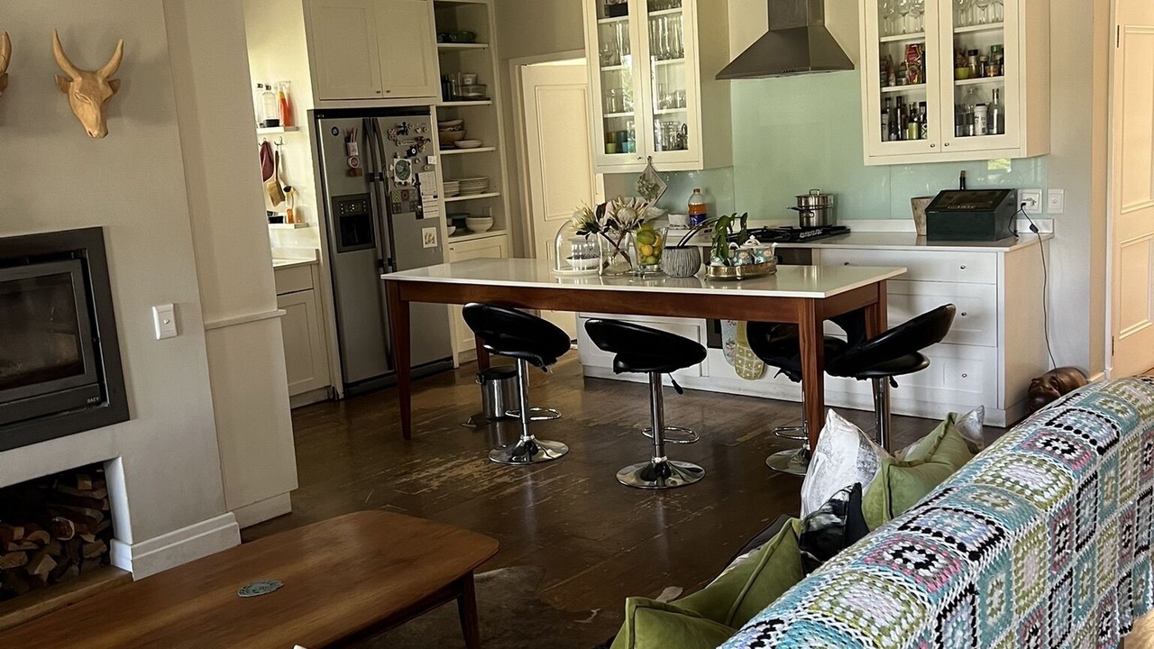 Photo of Livingroom in Rondebosch