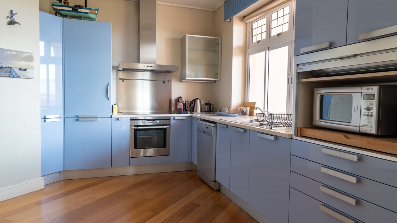 Photo of Kitchen in Redhill
