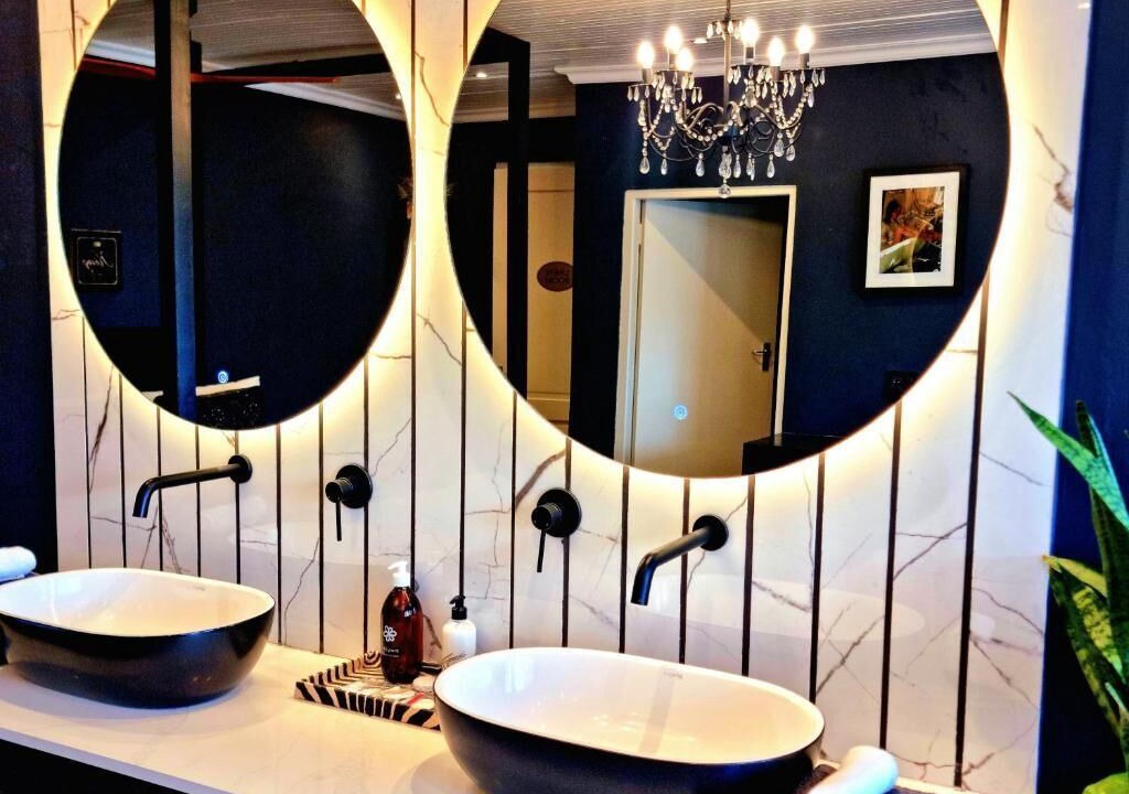 Photo of Bathroom in Montagu