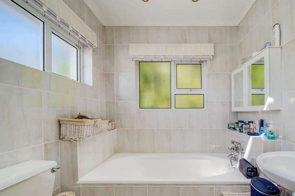 Photo of Bathroom in Bergvliet