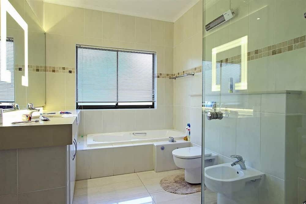 Photo of Bathroom in Constantia