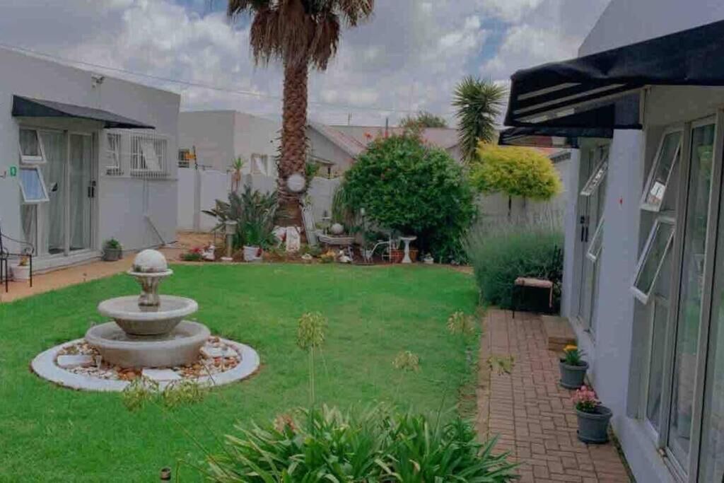 Photo of Outdoor in Flora Park
