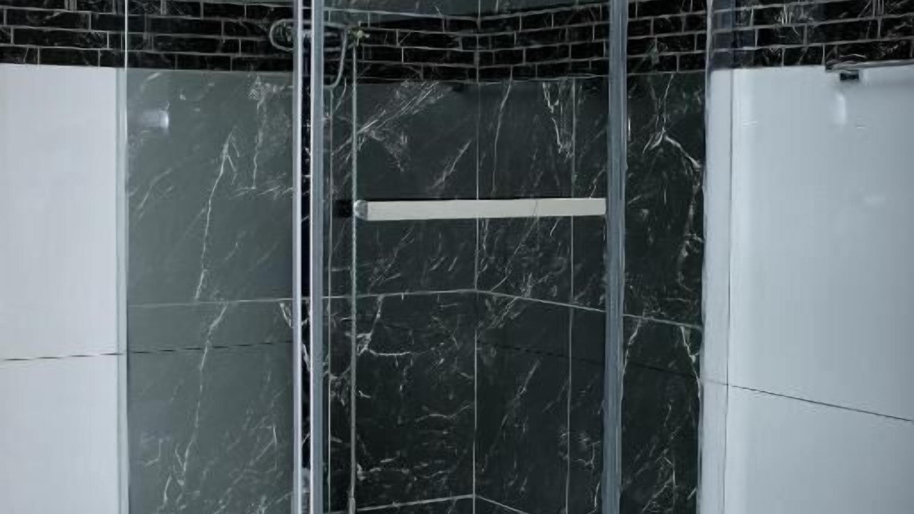 Photo of Bathroom in Flora Park
