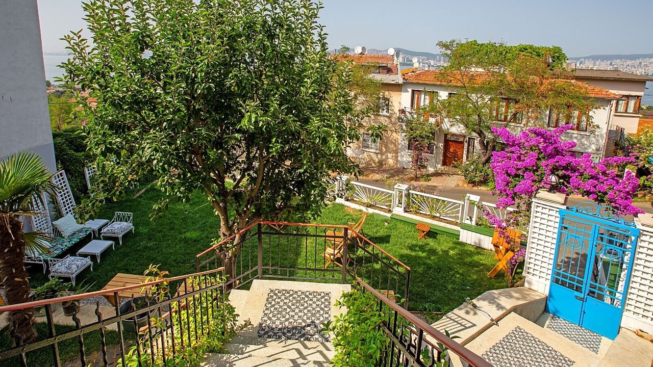 Photo of Outdoor in Adalar
