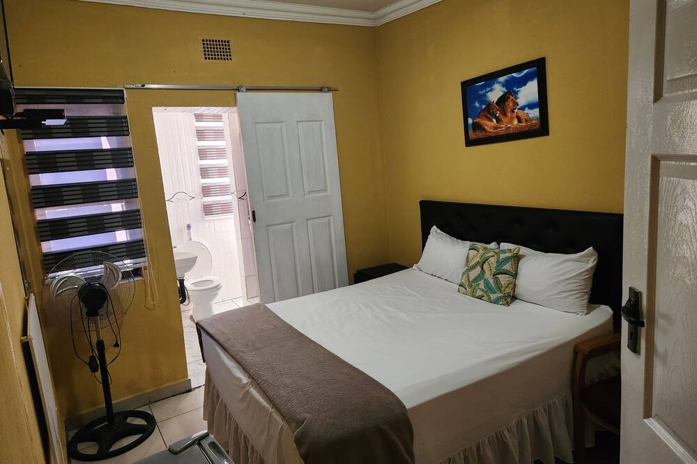 Photo of Bedroom in Emfuleni