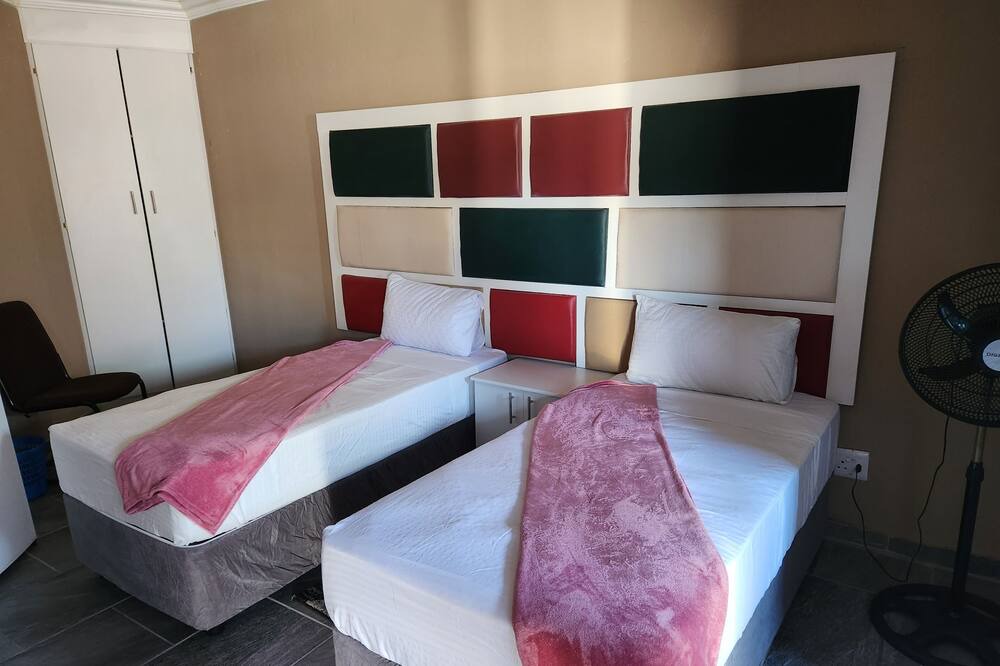 Photo of Bedroom in Emfuleni