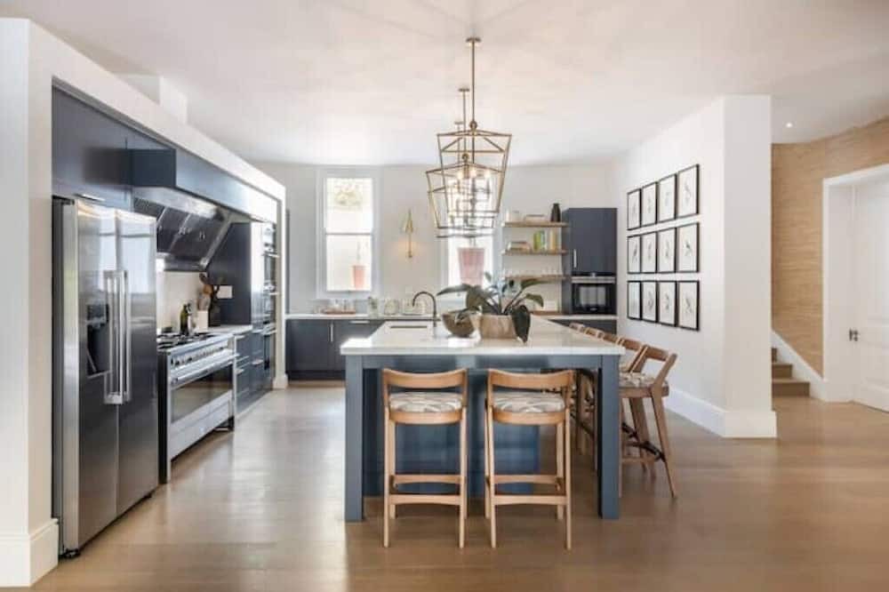 Photo of Kitchen in Bishopscourt