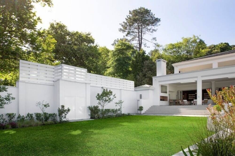 Photo of Outdoor in Bishopscourt