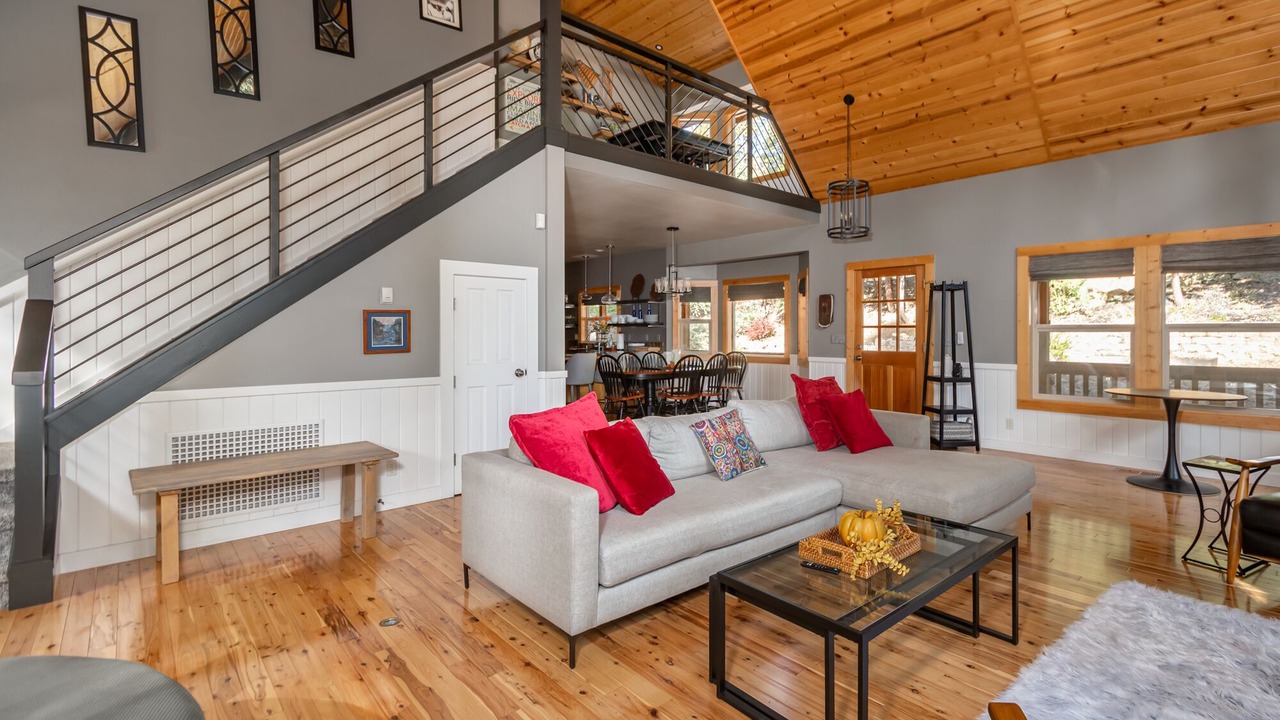 Photo of Livingroom in Camp Connell